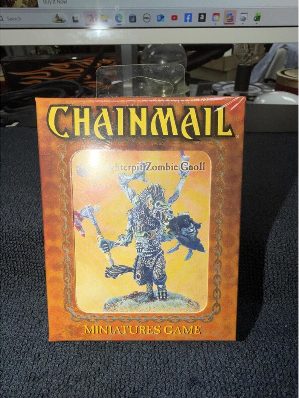 D&D Miniatures Chainmail box set: Slaughterpit Zombie Gnoll: Sealed
